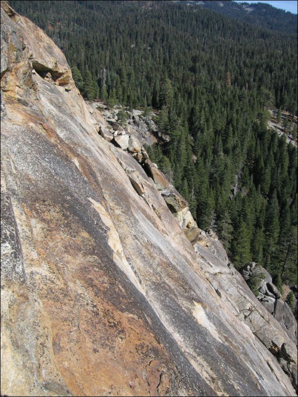 2006-11-04 Fresno Dome (05) Steep dropoff